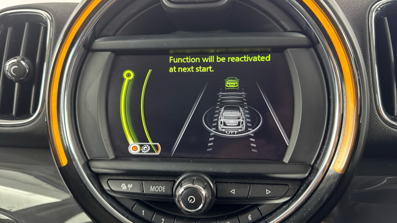 MINI Countryman 1.5 Cooper 5dr [Chili/Media Pack XL] Petrol Hatchback